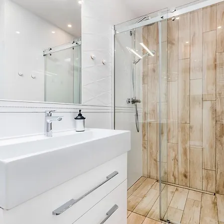 Jantar - Baltycka 6 Kołobrzeg