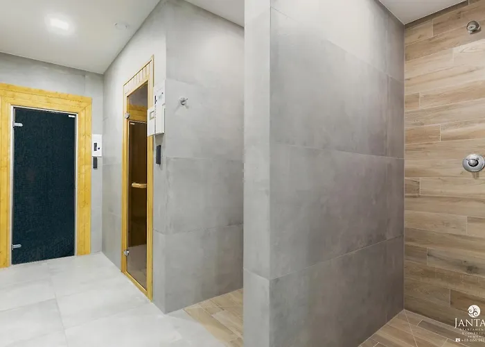 Jantar - Bałtycka 6